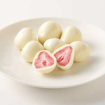 Andy Anand Premium Freeze Dried Strawberries Dipped In Belgian White Chocolate, Delicious-Decadent Gift Boxed, Birthday, Valentine, Christmas Gourmet Food Mothers Fathers day, Anniversary (24 Pcs)
