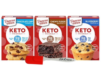 3 PCS Duncan Hines Keto Friendly Baking Mixes | Variety Pack | Chocolate Chip Cookie, Chewy Fudge Brownie and Blueberry Muffin | Low Sugar Gluten Free Baking Mixes | Bundled with Bonus L&L Mini Spatula