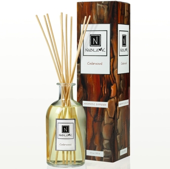 Cedarwood - Essential Oil Reed Diffuser - Aromatic Diffuser - Home, Office, itchen, Bathroom - Home Decor - Aroma Therapy - Spicy Floral, Citrus, Vanilla, & Spice - Fragrance Gift - 6.5 oz