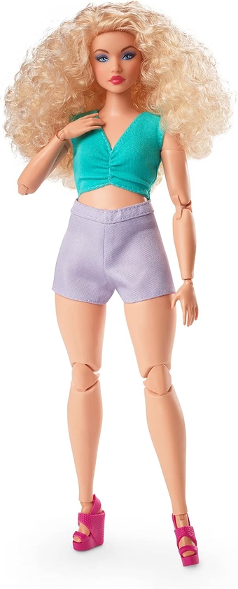 Looks Doll, Blonde Curly Hair, Color Block Outfit with Waist Cut-Out, Curvy Body Type, Style and Pose, Fashion Collectibles