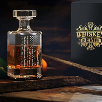 Whiskey Decanter Engraved We The People ，750ml Whiskey Decanter Set with 2 Glasses for Liquor Scotch Bourbon or Wine，Whiskey Gifts for Patriotic Men (Whiskey-1791)