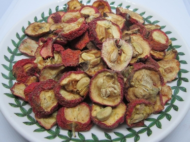 Hawthorn Berry - Loose Dried Hawthorn Berry Slice from 100%  (4 oz)